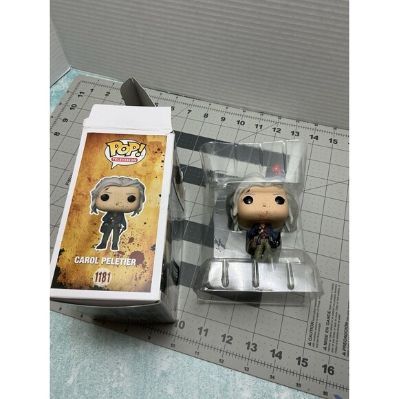 Funko Pop Bloody Carol Peletier #1181 Supply Drop Exclusive - Picture 5 of 5